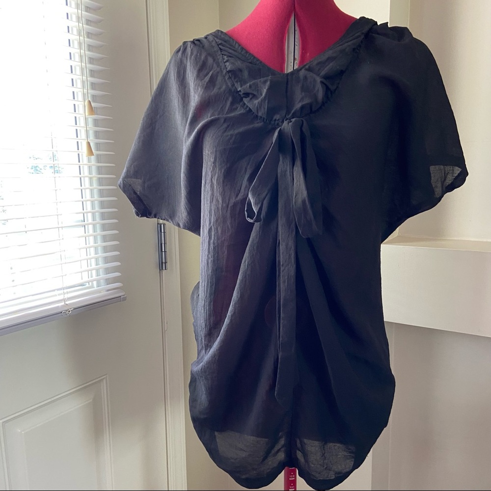 Tiramisu women black 100% cotton shot sleeves cold shoulder top. Size S. Used.